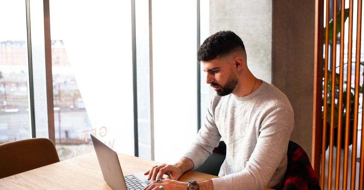 Digital Marketing for Engineering and BTech Graduates: Transitioning from Tech to Technical SEO, Performance Marketing, and Analytics