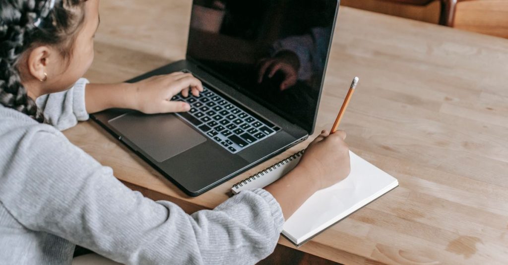 What to Look for in a Live Online Digital Marketing Course: 7 Quality Checks Before Enrolling